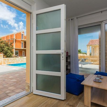 Appartement Fabulous House B With Outdoor Pool à Zaton  Extérieur photo