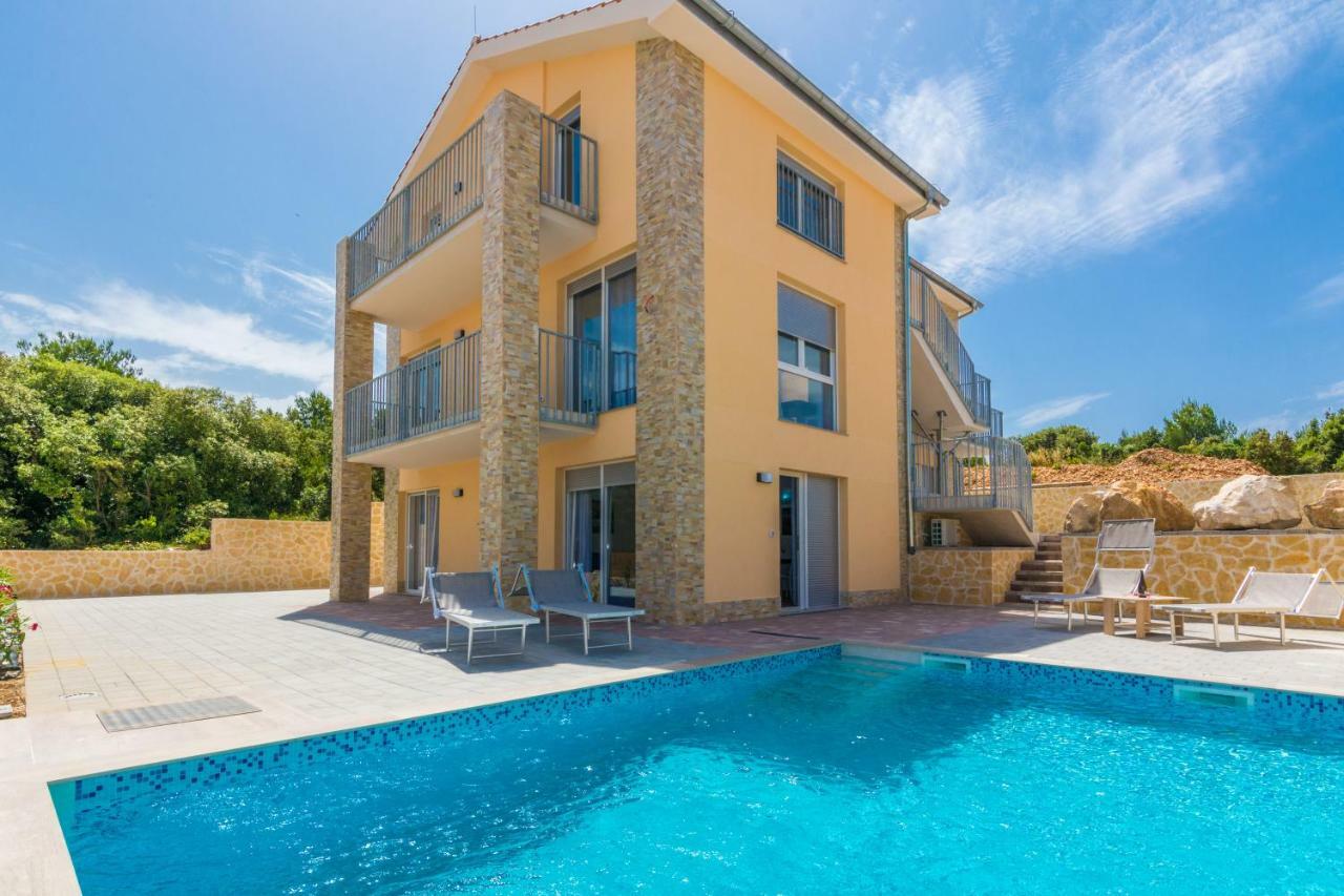 Appartement Fabulous House B With Outdoor Pool à Zaton  Extérieur photo